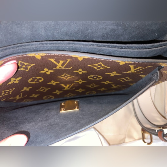 Louis Vuitton-Vaugirard-Retired Design- Brand New- Authentic - Picture 8 of 15